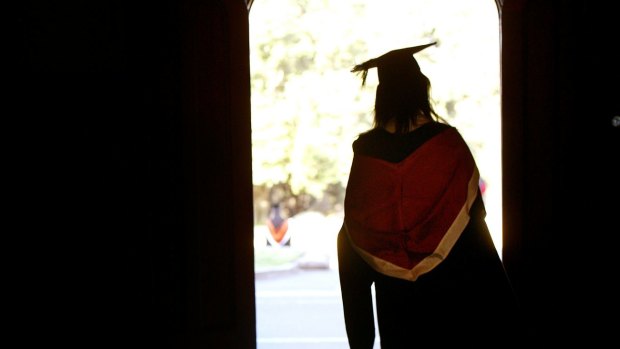 Graduates, dropouts and slow finishers. New research shows that disadvantaged students are more likely to drop out of university. 