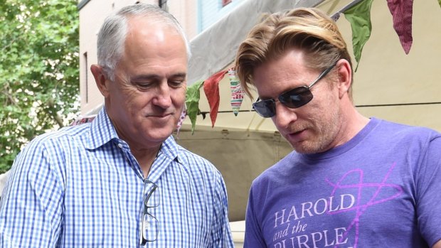 Christmas at the Wayside Chapel with the PM Malcolm Turnbull and actor David Wenham.