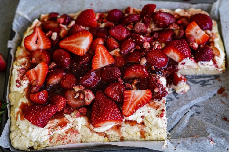 Scone slab with lots of strawberries.