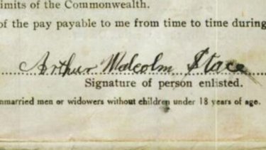 Arthur Stace's signature on a military enrolment form.