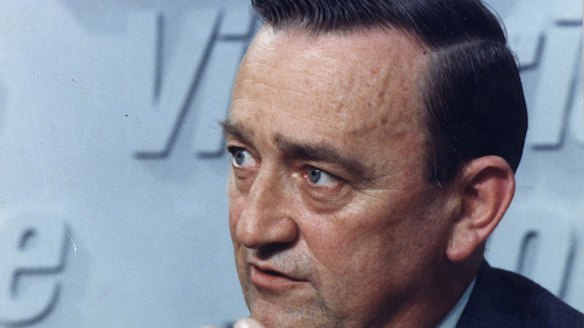 In response to drink-driving offences by officers, Kel Glare declared "the days of badge-flashing" to be over. 