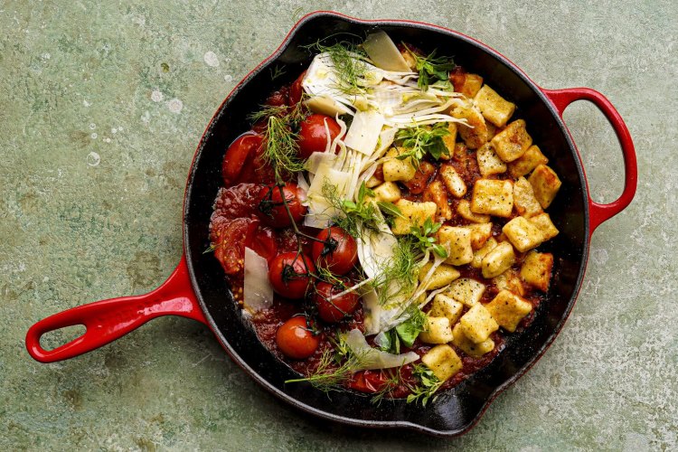 Easy ricotta gnocchi with fennel and tomato sauce.