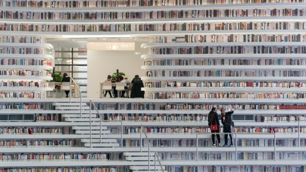 Tianjin Library attracts up to 10,000 visitors a day, making it the Chinese city's biggest tourist attraction.