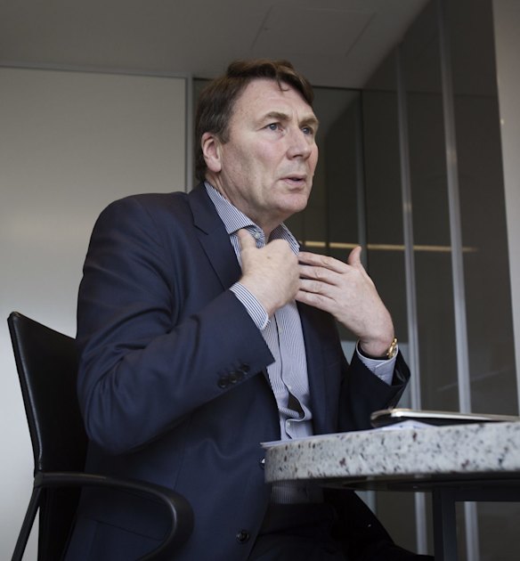 CEO pay in spotlight as Telstra ex-boss pockets 163 times average ...