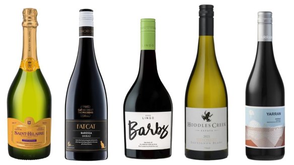 From left: Saint-Hilaire Blanquette de Limoux Brut; Cat Amongst the Pigeons 2020 Fat Cat Shiraz; Lingo 2021 Adelaide Hills Barbera; Hoddles Creek Estate 2020 Sauvignon Blanc 2020; Yarran 2019 Shiraz.