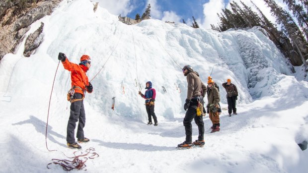 Rockaboo Mountain Adventures offers fully guided ice climbing excursions in Jasper National Park.