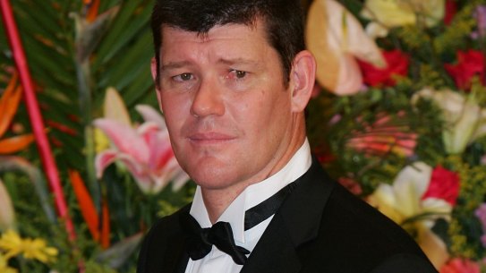 MACAU, CHINA - MAY 12: Australian entertainment giant James Packer attends the casino hotel Crown Macau's official opening ceremony May 12, 2007 in Macau, China. Melco PBL Entertainment operated Crown Macau self-proclaims itself a six-star casino hotel built as a joint venture of the Hong Kong based Melco International Development Limited and Australian based Publishing and Broadcasting Limited. (Photo by MN Chan/Getty Images) James Packer.?