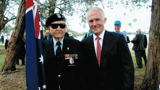 Henryk Frank Kustra with Prime Minister Malcolm Turnbull.