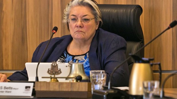 An investigation into Waverley mayor Sally Betts has triggered a political brawl in the NSW upper house. 