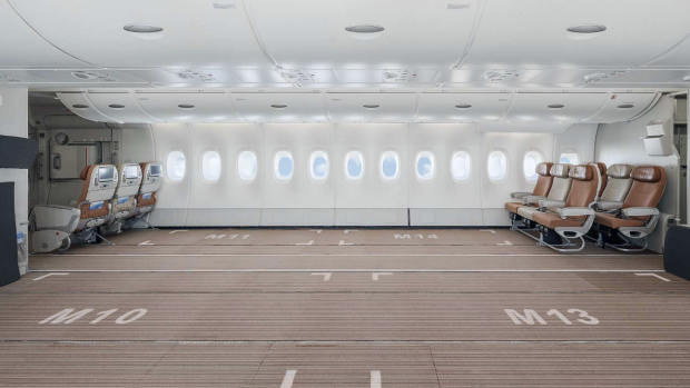 Hi-Fly称其A380可以60吨的货物。