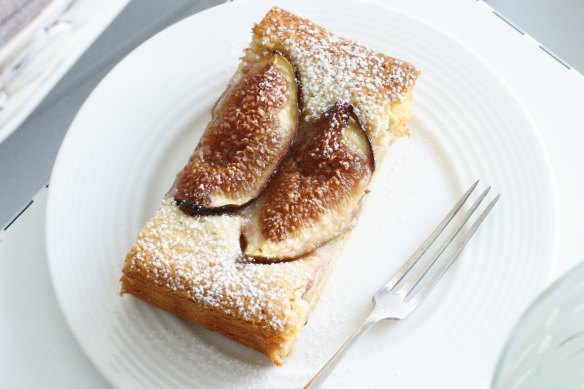 Fig frangipane slice.