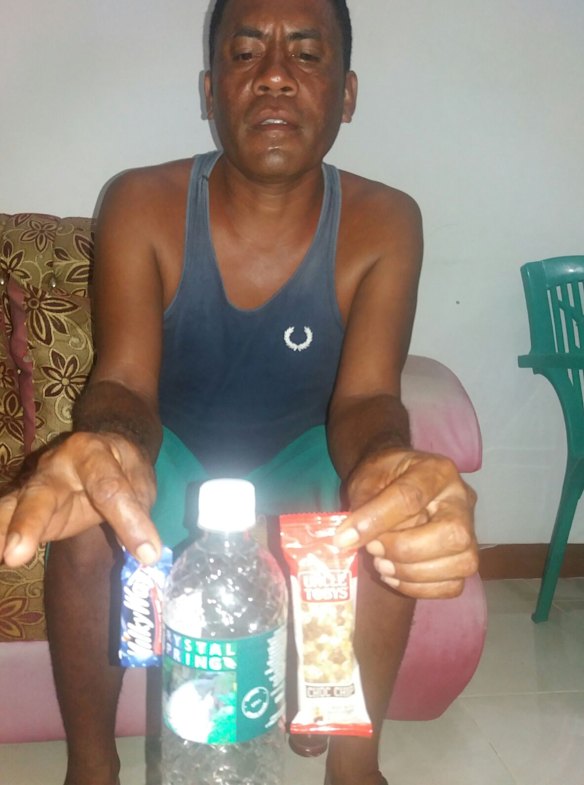 Fisherman Gab Oma returned the asylum-seekers to Indonesia.