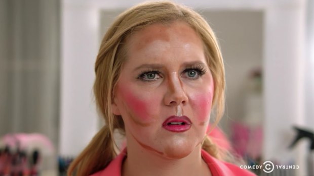 Amy Schumer knows what a joke contouring is.