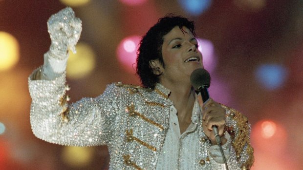 Michael Jackson performing during his 1984 Victory Tour was involved in a very clear rivalry with Prince.