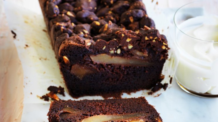 Chocolate, pear and olive oil cake with cocoa crumble-image