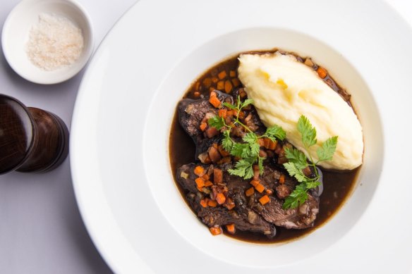 Peposo of braised ox cheek with mashed potatoes.  