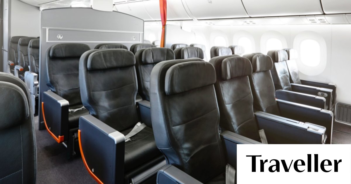 Airline review Jetstar Boeing 7878 Dreamliner business class, Gold