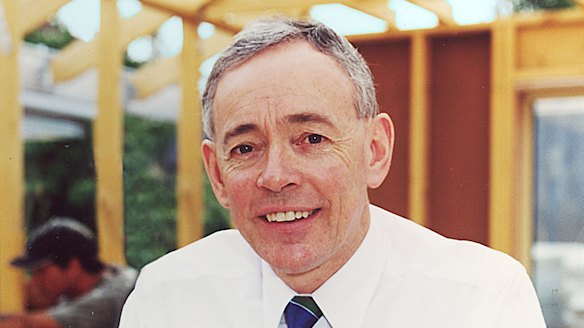 'Total hypocrite': Bob Day sales manual infuriates families
