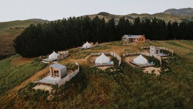 This new glamping experience is on a working farm in the foothills of Mount Domett in the Waitaki Valley, with sweeping bucolic views. 