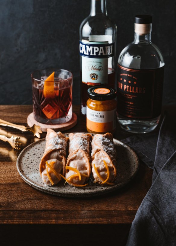 Negroni Cannoli by That's Amore and Four Pillars.