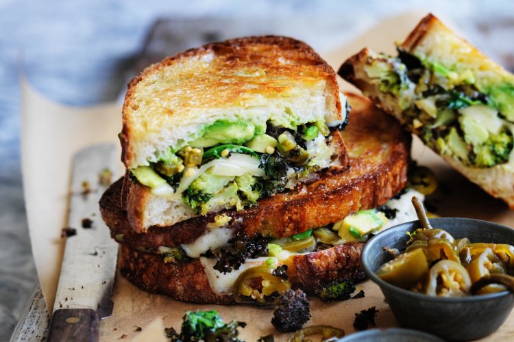 Green cheese toasties.