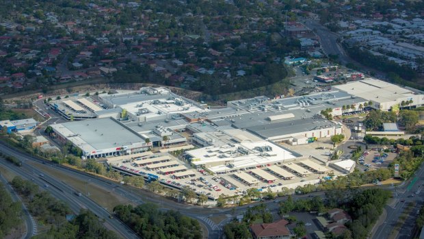 A new cinema and entertainment precinct has been approved for Mt Ommaney Shopping Centre in Brisbane.