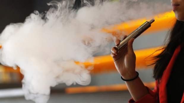 Regulate e-cigarettes: health groups.