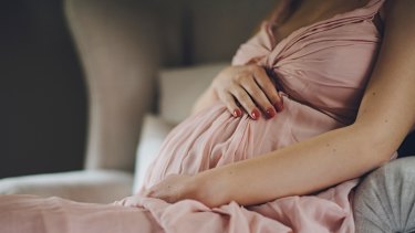 Nicotine replacement in pregnancy 'safer than smoking'