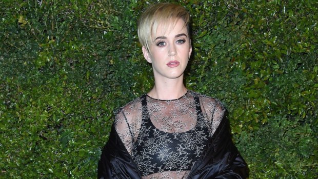 Katy Perry's updated short hair style.