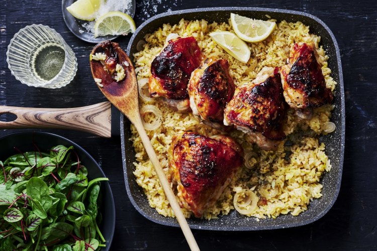 Sticky chicken with saffron baked rice 