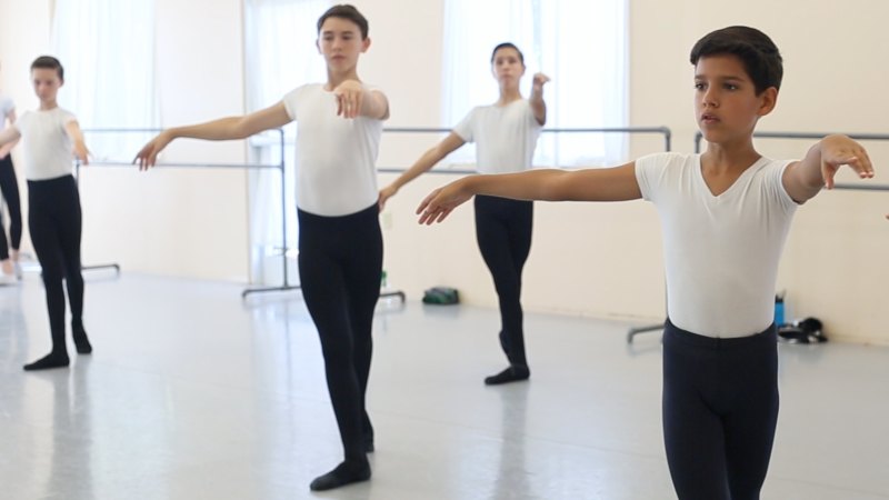 Danseur documentary takes on stigma and of boys in ballet