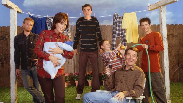 MALCOLM IN THE MIDDLE: L-R: Christopher Masterson, Jane Kaczmarek, Frankie Muniz, Erik Per Sullivan, Bryan Cranston, Justin Berfield.