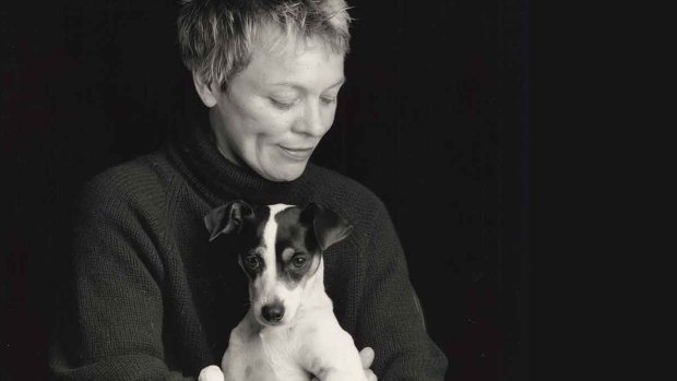 Filmmaker Laurie Anderson and her pet rat terrier, Lolabelle, subject of her film <i>Heart of a Dog</i>.