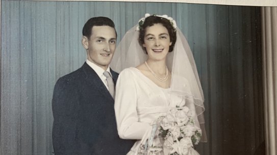 Leigh and Marion on their wedding day in 1959. 