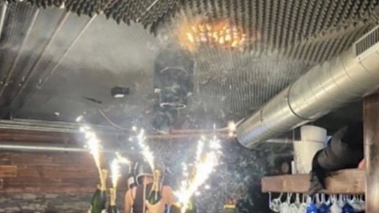 L'isolamento acustico del bar di Crans-Montana si accende a Capodanno.