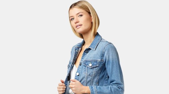 Jeanswest model.