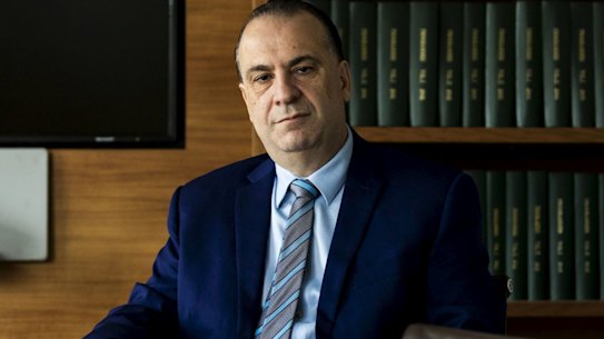 Long like the, er, king ... ARLC chairman Peter V'landys.