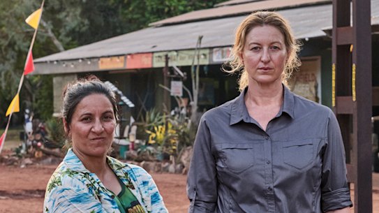 Madeleine Sami as Eddie Redcliffe, Kate Box as Dulcie Collins in season 2 of Deadloch.