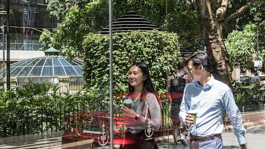 City of Sydney bus shelters, kiosks and street furniture were going to be replaced in July. That process has been delayed, again.