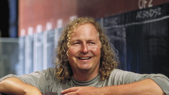 'A lot of thirsty people over there': Australia shipping 234 million bottles of wine a year to China