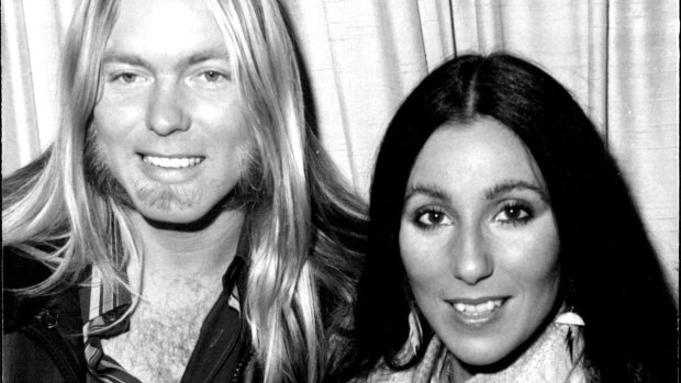 Gregg Allman and wife Cher in November 1977.