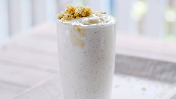 Coconut Smoothie Cup with Cinnamon