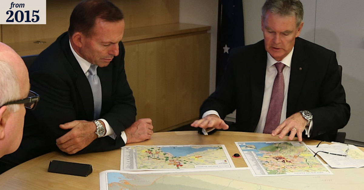 Labor demands Tony Abbott explain how maps showing terrorist recruitment hotspots were filmed