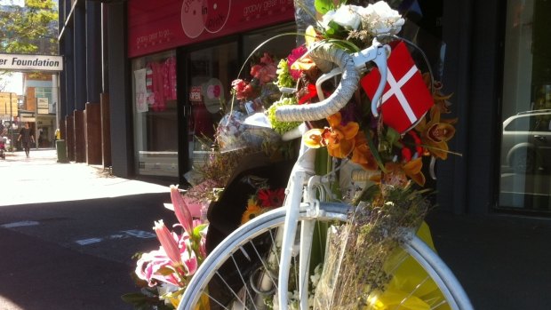 Ghost bike at South Brisbane, a shrine to Rebekka Meyer. 