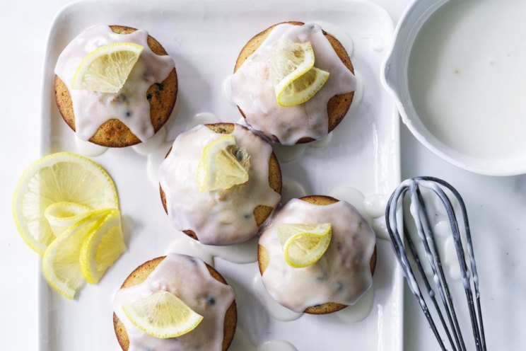 Helen Goh's lemon and currant cream cakes
