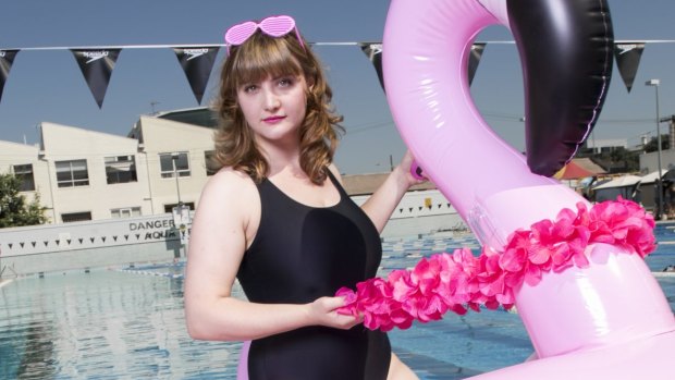 Laura Davis invites you to her pool-party themed show.