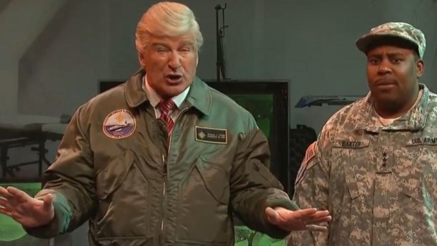 Alec Baldwin mocking President Trump, alongside SNL regular Kenan Thompson.