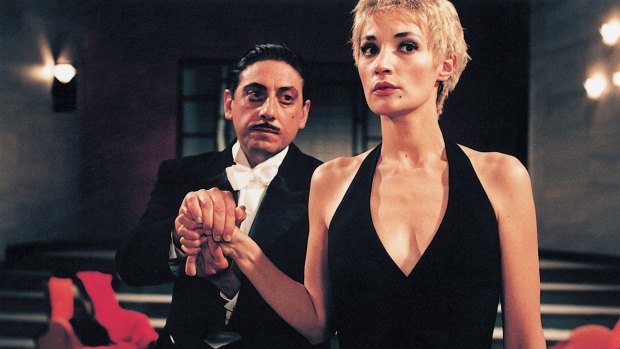 Sergio Castellitto and Jeanne Balibar in Jacques Rivette's 2001 romantic farce <i>Va Savoir</i>.