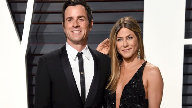 Justin Theroux and Jennifer Aniston arrive at the Vanity Fair Oscar Party in 2017. 