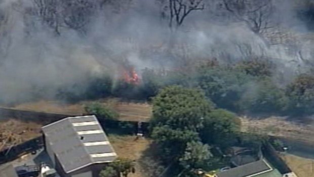The fire at Carrum Downs burnt close to homes.
